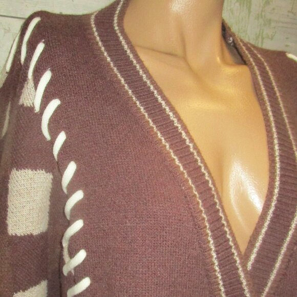 Brown and Cream Cardigan Sweater - Picture 5 of 8